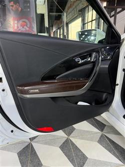 هيونداي أزيرا